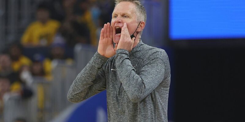 US-Nationaltrainer Steve Kerr lobt das deutsche Basketball-Team. - Foto: Jed Jacobsohn/AP/dpa