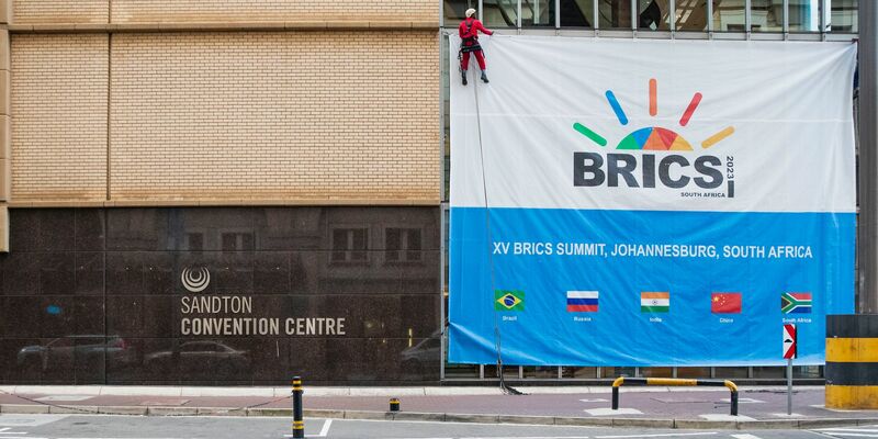 Das Sandton Convention Center in Johannesburg, Südafrika. Der 15. BRICS-Gipfel wird vom 22. bis 24. August dort stattfinden. - Foto: Zhang Yudong/XinHua/dpa
