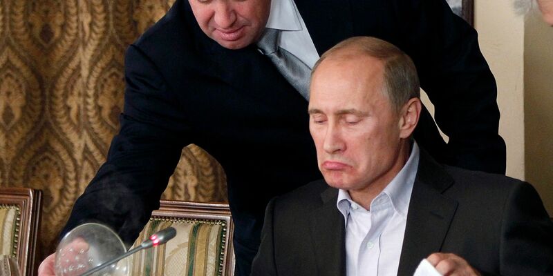 Wagner-Chef Jewgeni Prigoschin (oben) und der russische Präsident Wladimir Putin hatten zuletzt Differenzen. - Foto: -/AP/dpa