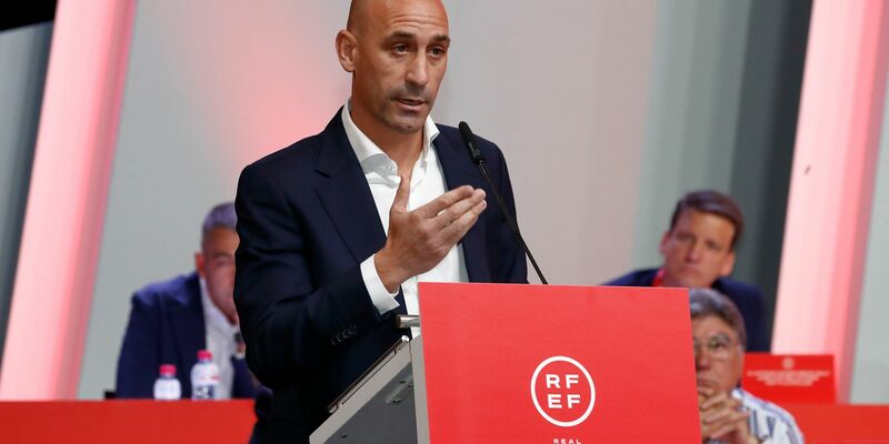 Nach dem Kuss-Eklat üben auch die Vereinten Nationen harsche Kritik an Luis Rubiales. - Foto: Rfef/EUROPA PRESS/dpa