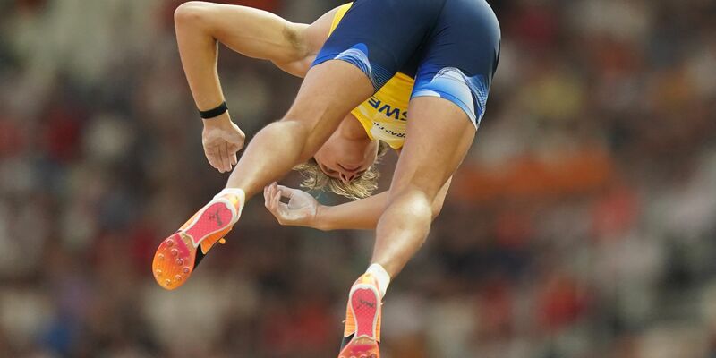 Der nur «Mondo» genannte Armand Duplantis aus Schweden überquerte beim Diamond-League-Finale in Eugene 6,23 Meter. - Foto: Marcus Brandt/dpa