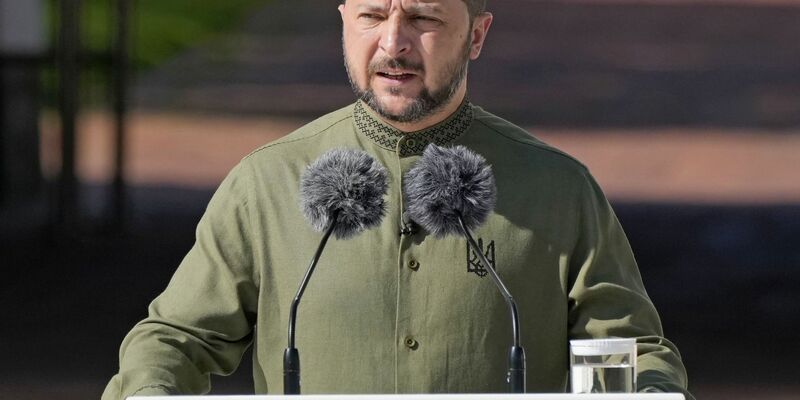 Wolodymyr Selenskyj, Präsident der Ukraine, spricht bei einer Feier zum Unabhängigkeitstag. - Foto: ---/kyodo/dpa