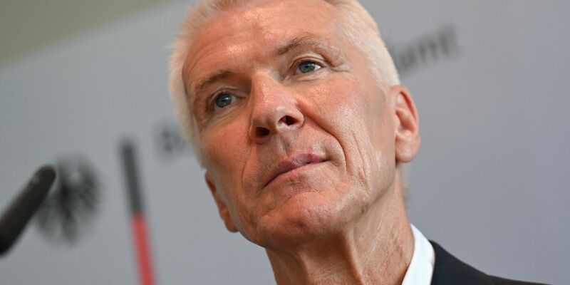 Bitkom-Präsident Ralf Wintergerst hält die Bürokratie für den größten Bremsklotz für das digitale Deutschland. - Foto: Arne Dedert/dpa