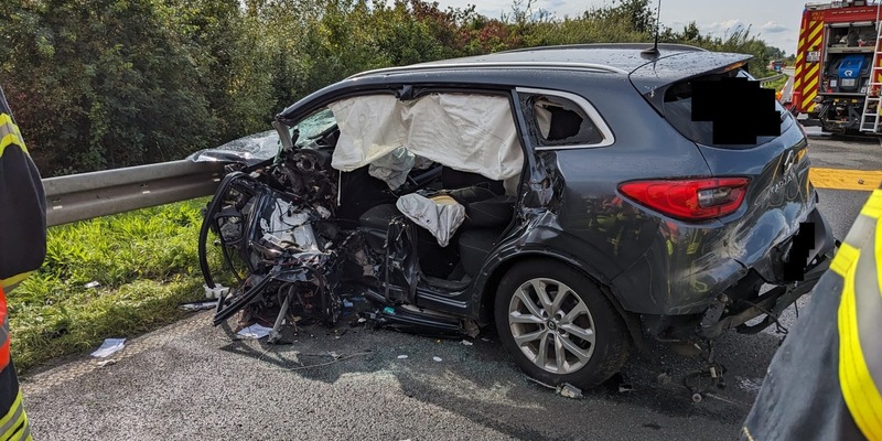 FW-EN: Schwerverletzter Radfahrer nach Verkehrsunfall - Rettungshubschrauber im Einsatz - Foto: presseportal.de