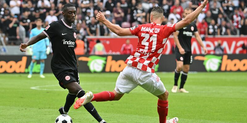 Der Frankfurter Randal Kolo Muani soll sich mit PSG schon einig sein. - Foto: Torsten Silz/dpa