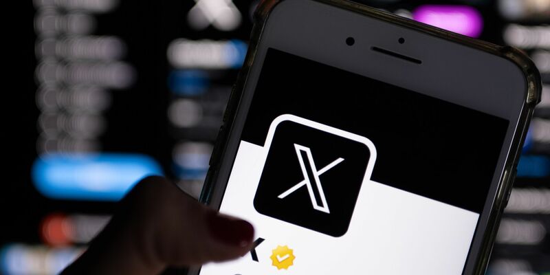 X soll sich bei der Zusammenarbeit mit den Behörden quer stellen. (Symbolbild) - Foto: Monika Skolimowska/dpa