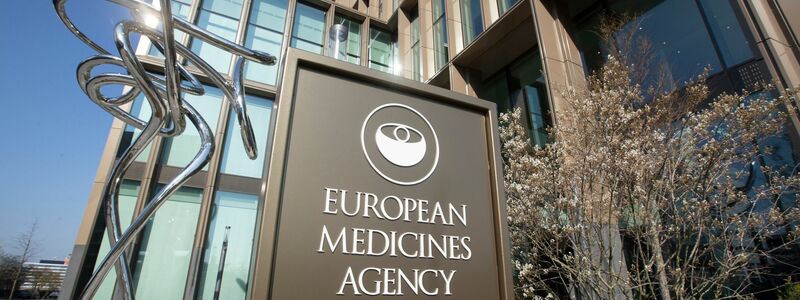 Europäische Arzneimittelbehörde (EMA) empfiehlt die Zulassung eines wichtigen Medikaments. (Archivbild) - Foto: Peter Dejong/AP/dpa