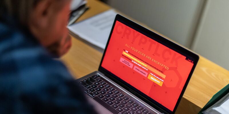 Cyberangriffe auf Unternehmen in Deutschland kommen immer häufiger aus Russland und China. - Foto: Lino Mirgeler/dpa