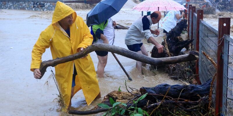 Sturmtief «Daniel» sorgt in vielen Teilen Griechenlands für Überschwemmungen. - Foto: George Kidonas/InTime News/AP/dpa