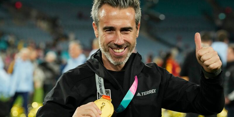 Ist nicht mehr Trainer von Spaniens Fußballerinnen: Jorge Vilda. - Foto: Rick Rycroft/AP/dpa