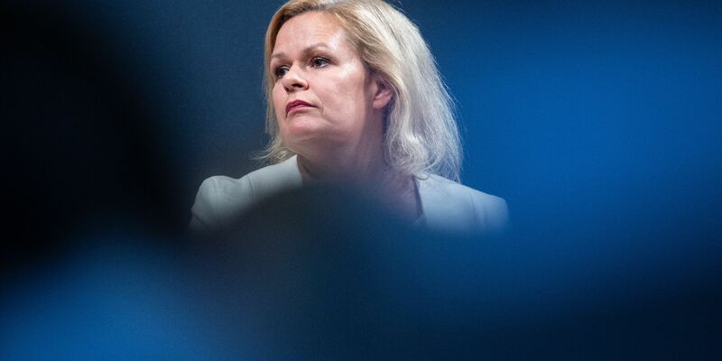 Bundesinnenministerin Nancy Faeser ist zugleich SPD-Spitzenkandidatin für die Landtagswahl in Hessen am 8. Oktober. - Foto: Boris Roessler/dpa