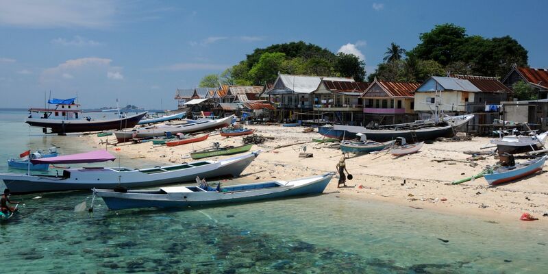 Millionen von Menschen in den Tropen sind in der Korallenrifffischerei aktiv, vor allem in Indonesien. - Foto: Sebastian Ferse/Leibniz-Zentrum für Marine Tropenforschung/dpa