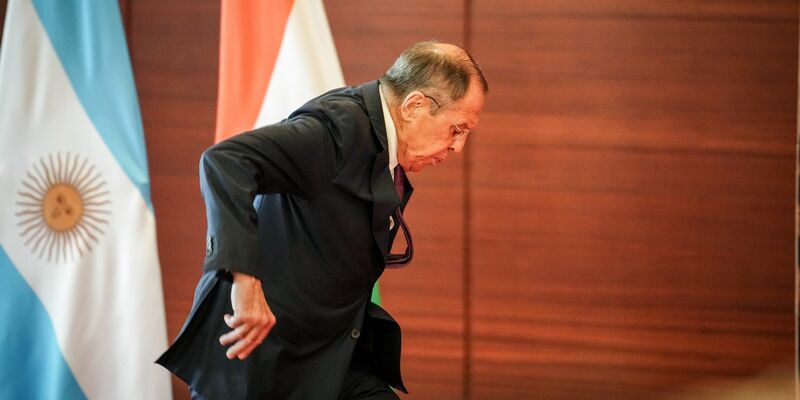 Russlands Außenminister Sergei Lawrow in Neu Delhi. - Foto: Kay Nietfeld/dpa