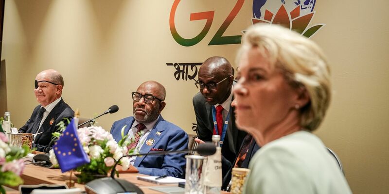 Ursula von der Leyen, Präsidentin der Europäischen Kommission, beim G20-Gipfel. - Foto: Kay Nietfeld/dpa
