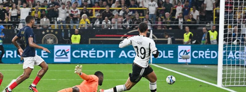 Leroy Sane erzielte den Treffer zum zwischenzeitlichen 2:0 für das DFB-Team. - Foto: Bernd Thissen/dpa