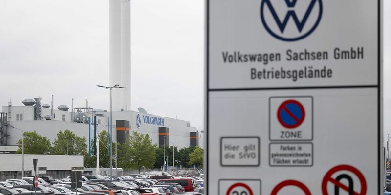 269 befristete Verträge von VW-Beschäftigten in Zwickau werden nicht verlängert. - Foto: Hendrik Schmidt/dpa