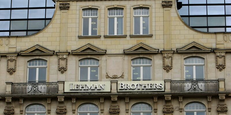 Vor 15 Jahren meldete die US-Investmentbank Lehman Brothers Konkurs an. - Foto: Frank Rumpenhorst/dpa