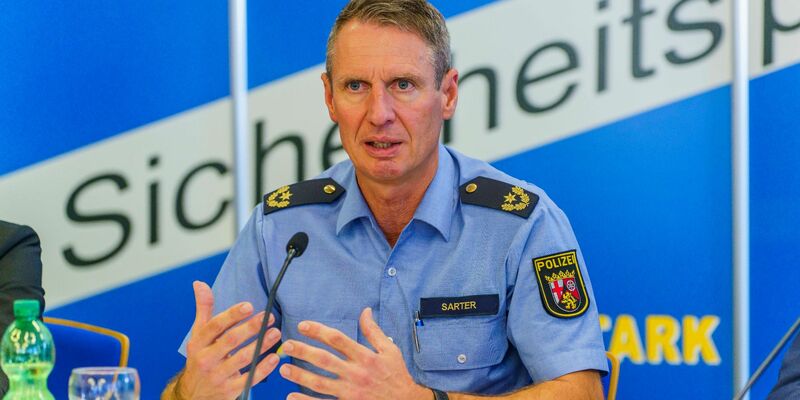 Andreas Sarter, Polizeivizepräsident am Polizeipräsidium Rheinpfalz, auf der Pressekonferenz: «Uns war bekannt, mit welchem Menschen wir zu tun haben.» - Foto: Andreas Arnold/dpa