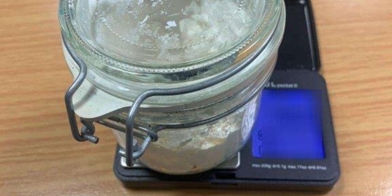 FW Paderborn: Verkehrsunfall in Paderborn-Sande Zwei Verletzte nach Frontalaufprall gegen Baum - Foto: presseportal.de