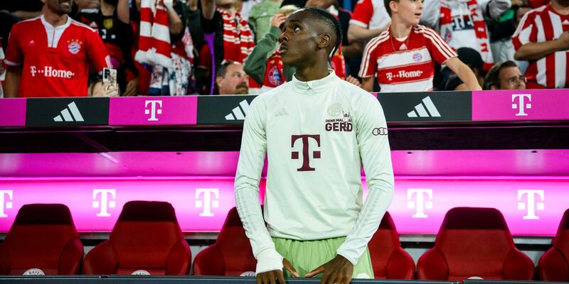 Münchens Mathys Tel bekommt großes Lob aus seinem Verein. - Foto: Tom Weller/dpa