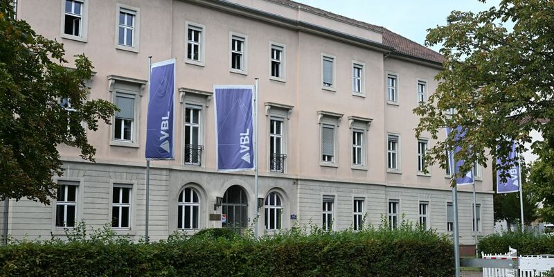 Der Bundesgerichtshof hat erneut die Zusatzversorgung der Angestellten und Arbeiter im öffentlichen Dienst geprüft. - Foto: Uli Deck/dpa