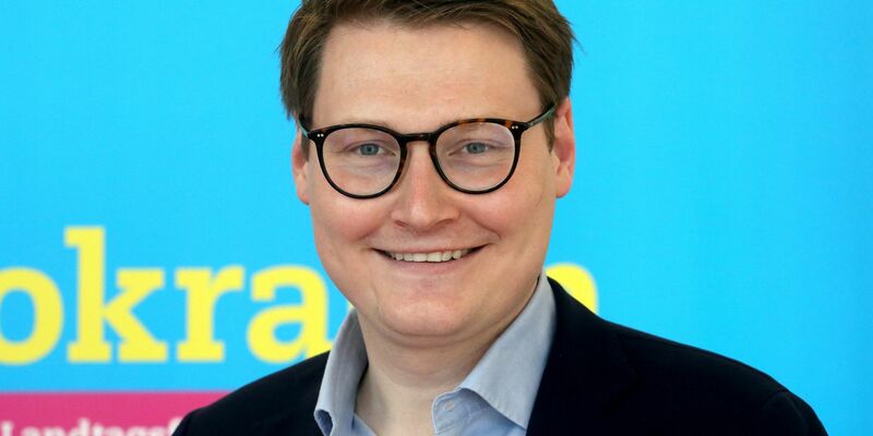 FDP-Politiker Moritz Körner: «Der Verbleib europäischer Unternehmen am russischen Markt muss zu einem wirtschaftlichen Verlustgeschäft gemacht werden.» - Foto: Roland Weihrauch/dpa