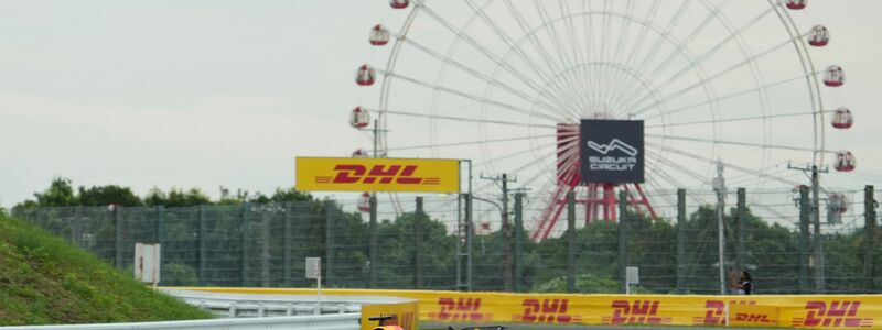 Max Verstappen beim Training in Suzuka. - Foto: Toru Hanai/AP