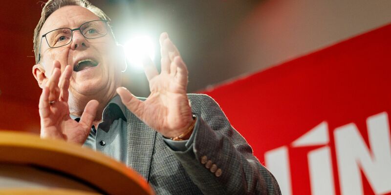 Bodo Ramelow will im kommenden Jahr erneut als Spitzenkandidat der Linken in die Landtagswahl in Thüringen gehen. - Foto: Michael Reichel/dpa