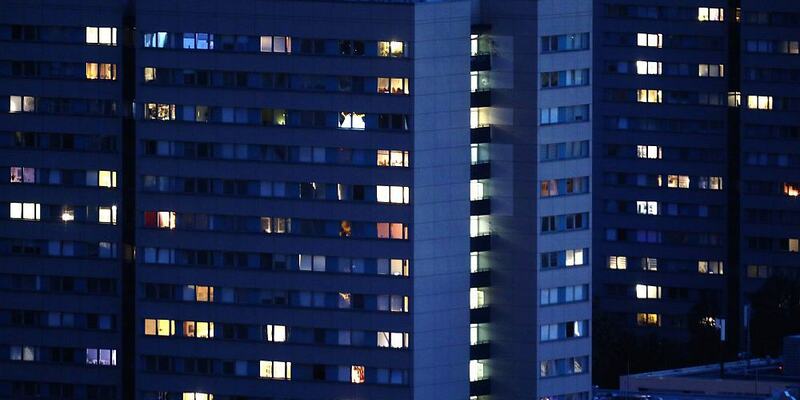 Wohnungen bei Anbruch der Dunkelheit (Archiv) - Foto: ?ber dts Nachrichtenagentur