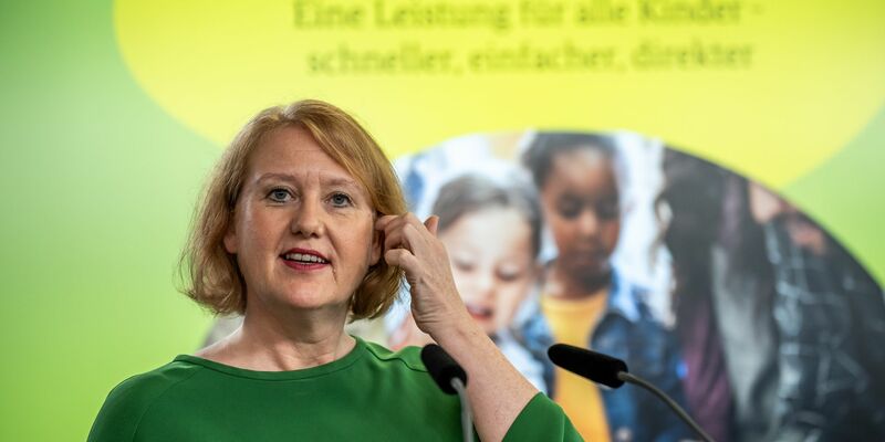 Lisa Paus hat sich für die Kindergrundsicherung eingesetzt. - Foto: Michael Kappeler/dpa