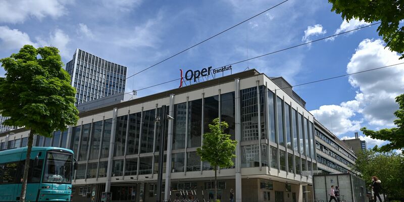 Erneut als «Opernhaus des Jahres» ausgezeichnet: die Oper Frankfurt. - Foto: Arne Dedert/dpa/Archiv
