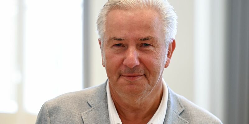 Berlins ehemaliger Regierender Bürgermeister Klaus Wowereit wird am Sonntag 70 Jahre alt. - Foto: Soeren Stache/dpa