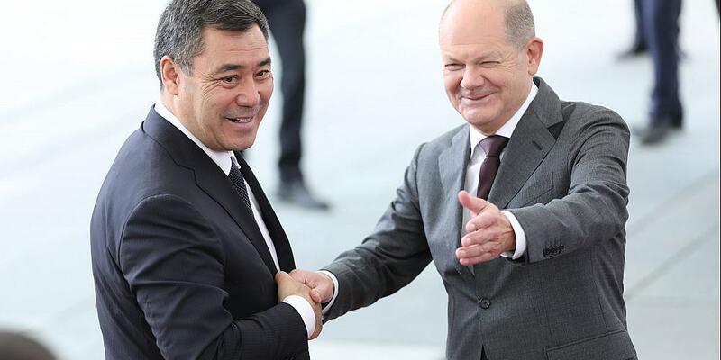 Sadyr Dschaparow und Olaf Scholz am 29.09.2023 - Foto: ?ber dts Nachrichtenagentur