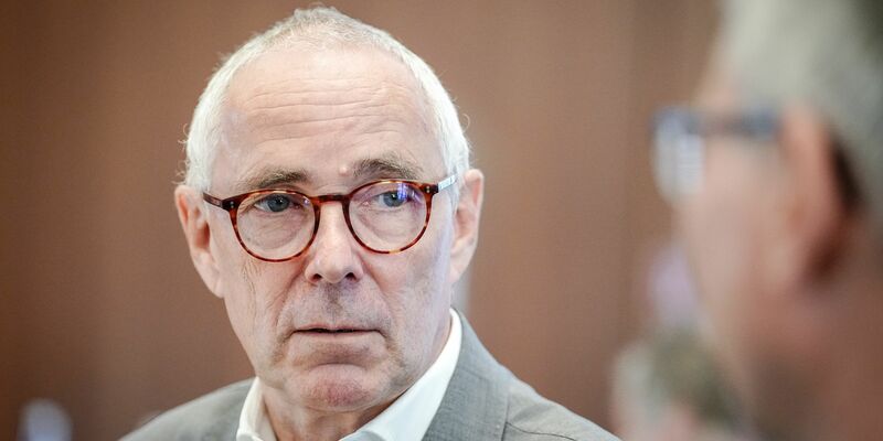 DIHK-Präsident Peter Adrian hat einen sogenannten «Brandbrief» an die Spitzen aller Industrie- und Handelskammern sowie die Auslandshandelskammern geschrieben. - Foto: Kay Nietfeld/dpa/Archiv