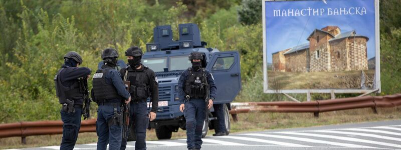 Der Angriff eines schwer bewaffneten serbischen Kommandotrupps in Banjska auf kosovarische Polizisten hat neue Spannungen ausgelöst. - Foto: Visar Kryeziu/AP/dpa