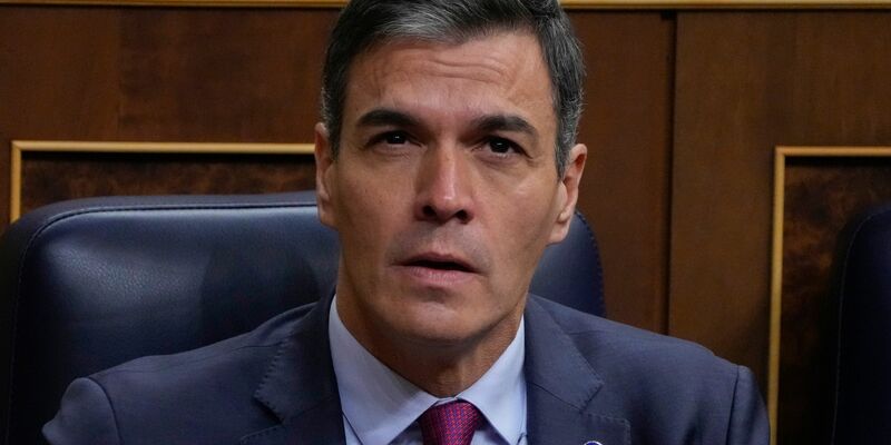 Darf eine neue Regierung bilden: Spaniens amtierender Ministerpräsident Pedro Sánchez. - Foto: Paul White/AP