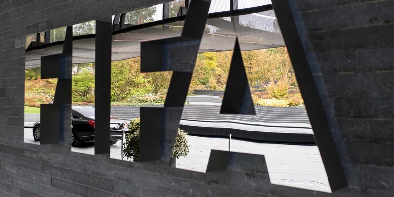 Muss die FIFA bald ihr System ändern? (Archivbild). - Foto: Ennio Leanza/epa/dpa