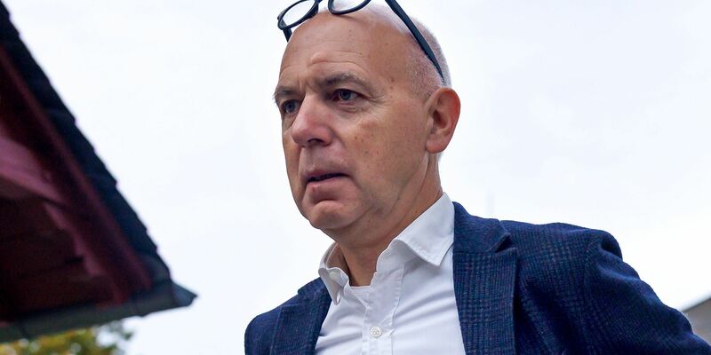 Stimmte der Mega-WM 2030 zu: DFB-Boss Bernd Neuendorf. - Foto: Jörg Halisch/dpa