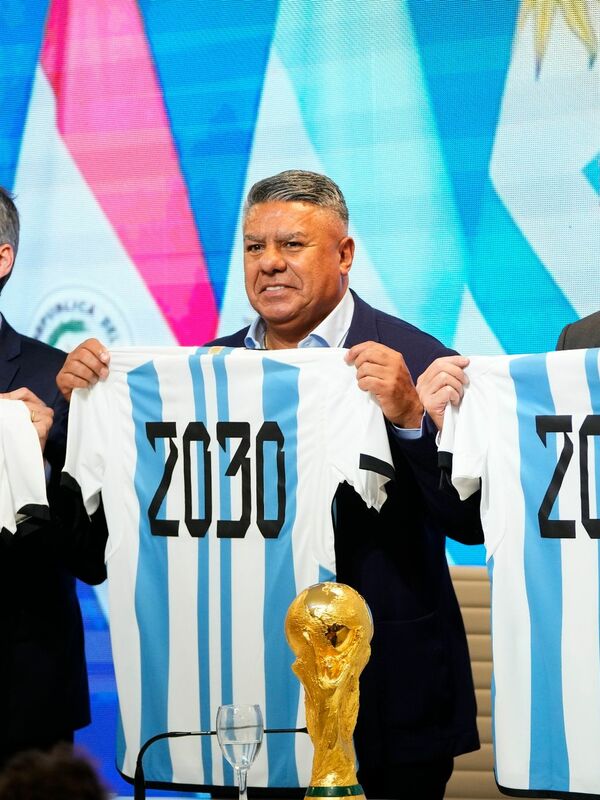 die-fu-ball-weltmeisterschaft-2030-soll-auf-drei-kontinenten-stattfinden