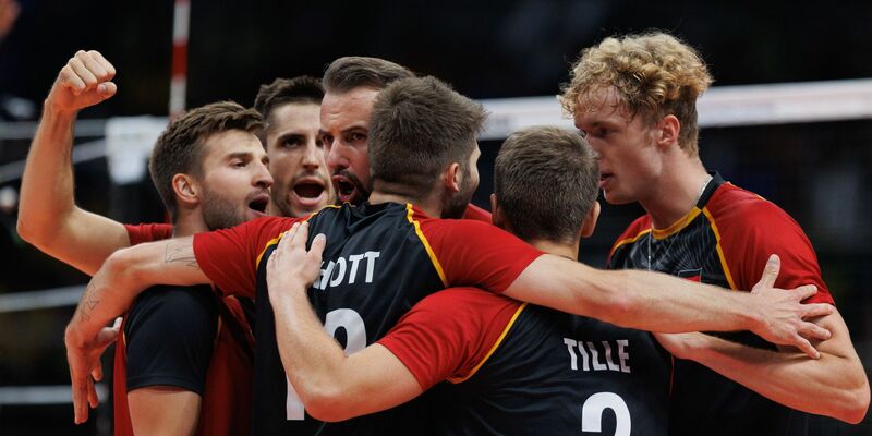 Die deutschen Volleyballer sind bei Olympia in Paris dabei. - Foto: Joao Gabriel Alves/dpa