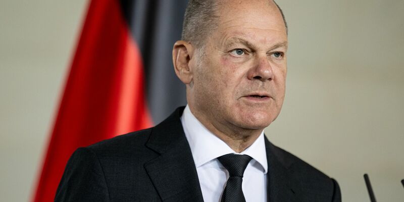 Bundeskanzler Olaf Scholz (SPD) gibt im Bundeskanzleramt ein Statement zum Großangriff der islamistischen Hamas auf Israel. - Foto: Fabian Sommer/dpa