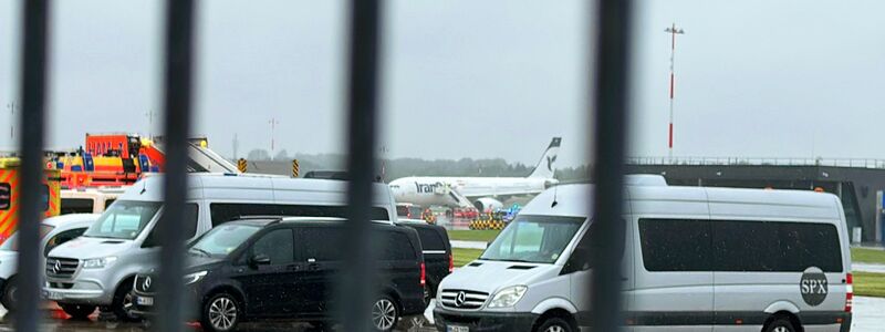 Der Flugbetrieb am Airport Hamburg ist wegen einer Anschlagsdrohung eingestellt worden. - Foto: Steven Hutchings/TNN/dpa
