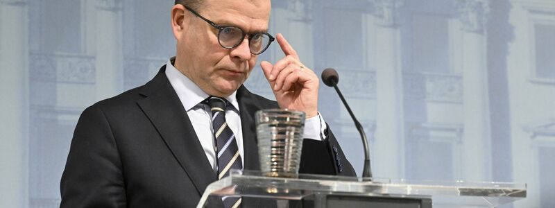 Laut dem finnischen Ministerpräsidenten Petteri Orpo ist es wahrscheinlich, dass das Leck an der Ostsee-Pipeline Balticconnector auf äußere Einwirkungen zurückgeht. - Foto: Jussi Nukari/Lehtikuva/dpa