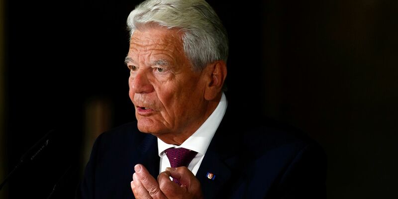 «Wir müssen bei dieser AfD schon das klare Signal aussenden: Die kommen nie an die Macht», sagt Bundespräsident a.D., Joachim Gauck. - Foto: Klaus-Dietmar Gabbert/dpa