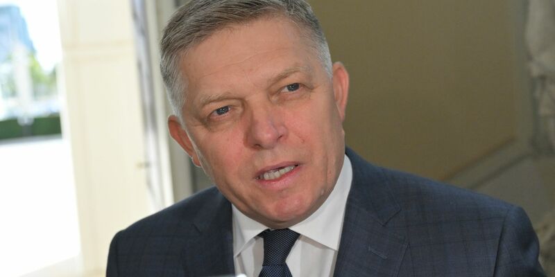 Der ehemalige Langzeit-Regierungschef Robert Fico soll erneut Ministerpräsident der Solowakei werden. - Foto: Vaclav Salek/CTK/AP/dpa