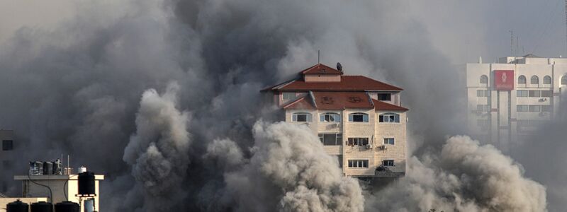 Israel reagiert nach dem Angriff der Hamas mit schweren Luftangriffen auf den Gazastreifen. - Foto: Xinhua/dps