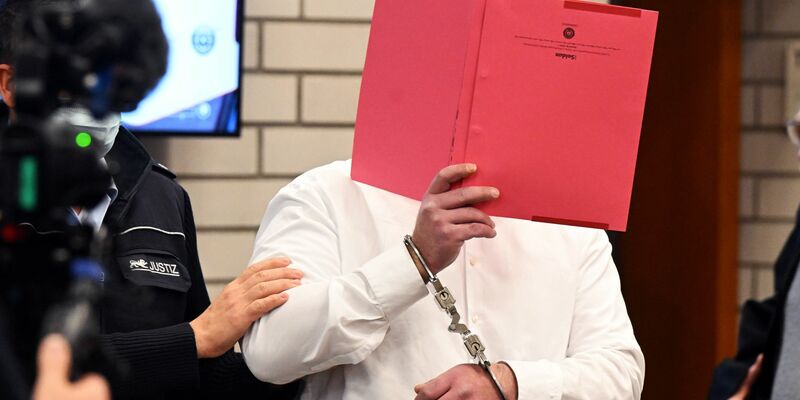 Die lebenslange Verurteilung des Mannes wegen Mordes an einer Sechsjährigen in Baden-Baden ist rechtskräftig. - Foto: Uli Deck/dpa