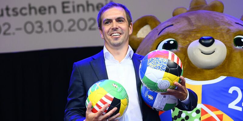 Turnierdirektor der EM 2024: Philipp Lahm. - Foto: Jonas Walzberg/dpa