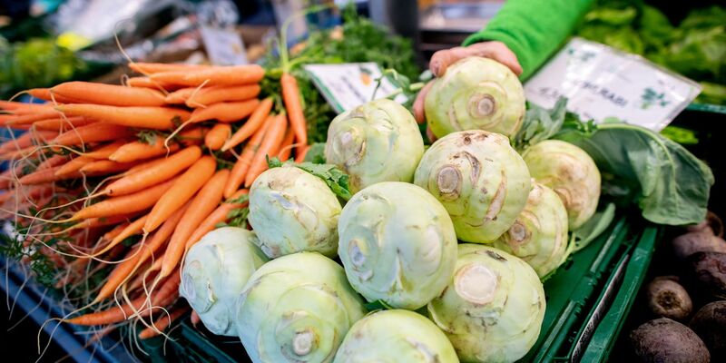 In Deutschland gibt es viele Lebensmittelabfälle. - Foto: Hauke-Christian Dittrich/dpa