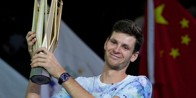 Hubert Hurkacz gewann seinen zweiten Masters-Titel. - Foto: Andy Wong/AP/dpa